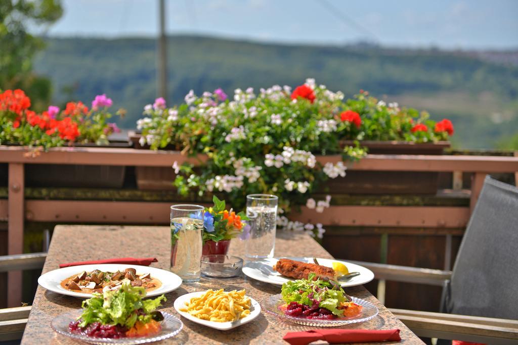 Hotel-Restaurant Kelter Esslingen am Neckar Bagian luar foto